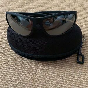 Foster Grant SunGlasses. Like new